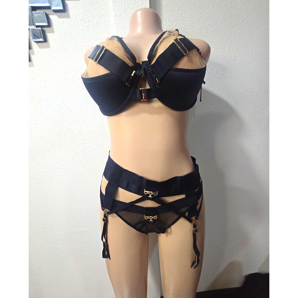 Honey Birdette